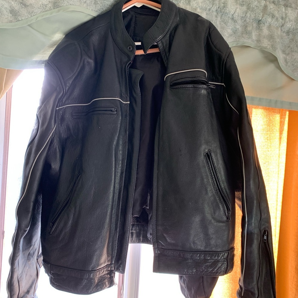 Leather Motorcycle Jacket🥾🕶🏍
